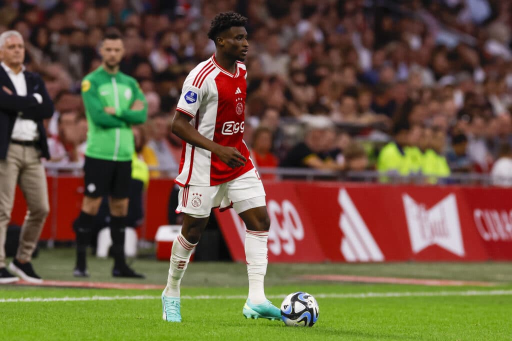 Ajax boss makes bold Mohammed Kudus transfer claim amid Premier League interest 1 Mohammed Kudus looks for passing options in an Ajax match