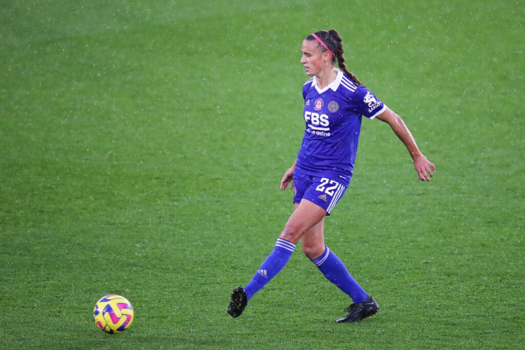 Ashleigh Plumptre to Man Utd: Here's what we know 1 Ashleigh Plumptre in action for Leicester City